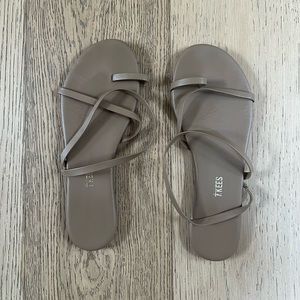 Like new TKEES sandals